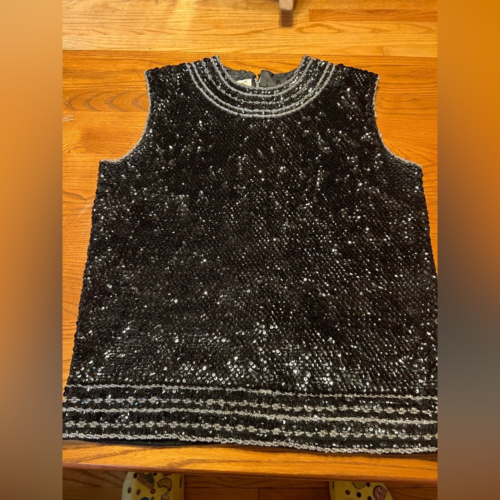 1970's Sweater bee 100% wool tank top size 10